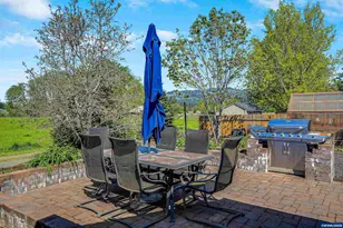 1231 SW 3rd Ave, Mill City, OR 97360 - Photo 45