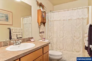 1703 Webb Lake Dr, Silverton, OR 97381 - Photo 31