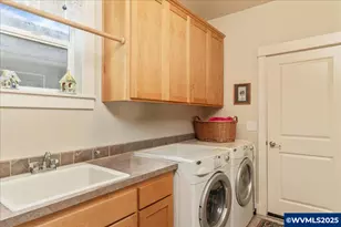 1703 Webb Lake Dr, Silverton, OR 97381 - Photo 21