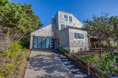 4510 Rush Pl, Depoe Bay, OR 97341 - Photo 3