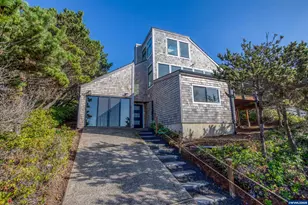 4510 Rush Pl, Depoe Bay, OR 97341 - Photo 3