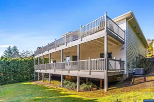 1656 Ashland Ct, Salem, OR 97304 - Photo 29