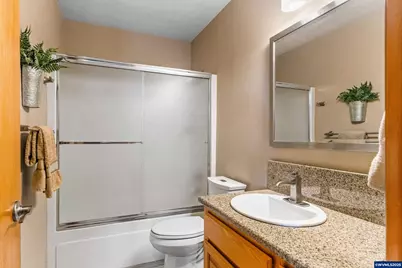 1656 Ashland Ct, Salem, OR 97304 - Photo 13