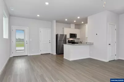 1251 Parkside Av, Woodburn, OR 97071 - Photo 3