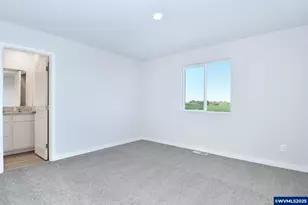 1233 Parkside Ave, Woodburn, OR 97071 - Photo 11