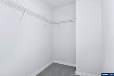 1233 Parkside Av, Woodburn, OR 97071 - Photo 15