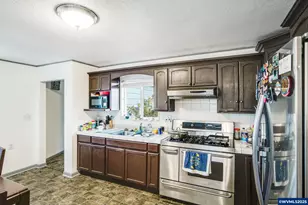 1500 George St, Woodburn, OR 97071 - Photo 13