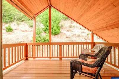 29109 Brownsville Rd, Brownsville, OR 97327 - Photo 41