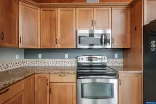 29109 Brownsville Rd, Brownsville, OR 97327 - Photo 19