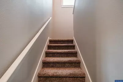 1369 S 10th St St, Independence, OR 97351 - Photo 19