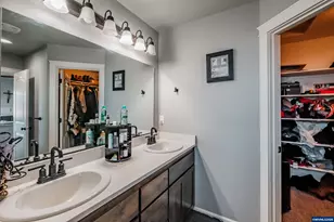 1369 S 10th St St, Independence, OR 97351 - Photo 29