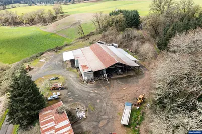 92884 Applegate Trail, Junction City, OR 97448 - Photo 11