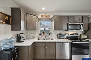 603 NW 6th Ct, McMinnville, OR 97128 - Photo 15