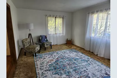 2207 Oregon Ct, Woodburn, OR 97071 - Photo 11