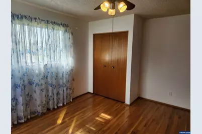 2207 Oregon Ct, Woodburn, OR 97071 - Photo 13