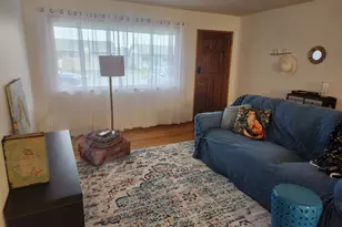 2207 Oregon Ct, Woodburn, OR 97071 - Photo 5