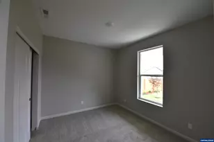 855 Oakleaf Wy, Silverton, OR 97381 - Photo 15