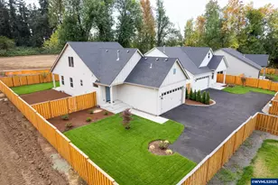 845 Oakleaf Wy, Silverton, OR 97381 - Photo 3