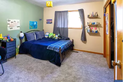 645 S Main St, Mount Angel, OR 97362 - Photo 7