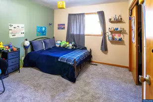 645 S Main St, Mount Angel, OR 97362 - Photo 7