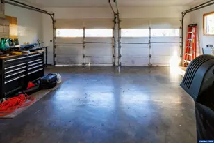 645 S Main St, Mount Angel, OR 97362 - Photo 13