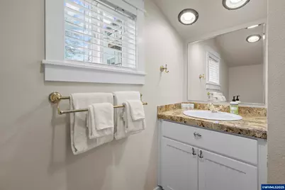 25 Clarke St, Depoe Bay, OR 97341 - Photo 19