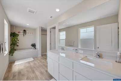 4829 Surveyor Av NE, Salem, OR 97305 - Photo 29