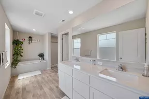 4829 Surveyor Ave NE, Salem, OR 97305 - Photo 29