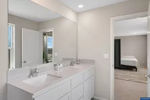 4829 Surveyor Ave NE, Salem, OR 97305 - Photo 31