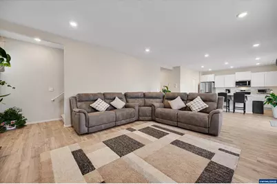 4829 Surveyor Av NE, Salem, OR 97305 - Photo 17