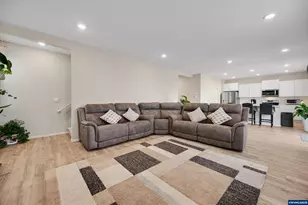 4829 Surveyor Ave NE, Salem, OR 97305 - Photo 17