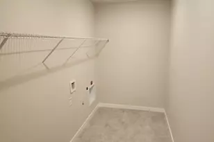 2920 Olympic St, Woodburn, OR 97071 - Photo 13