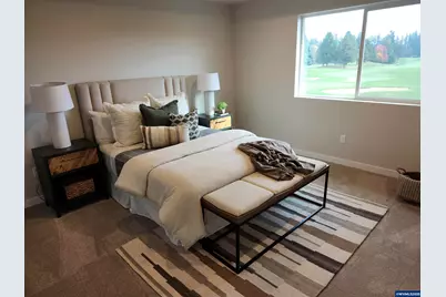 2920 Olympic St, Woodburn, OR 97071 - Photo 9