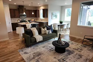 2920 Olympic St, Woodburn, OR 97071 - Photo 3