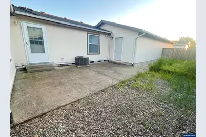 4455 Blueberry (-4445) Ln NE, Salem, OR 97305 - Photo 37