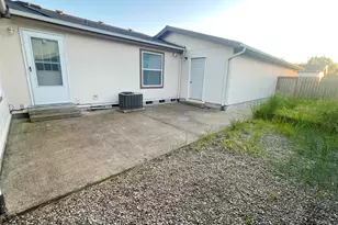 4455 Blueberry (-4445) Ln NE, Salem, OR 97305 - Photo 37