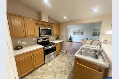 4455 Blueberry (-4445) Ln NE, Salem, OR 97305 - Photo 43