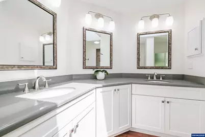 10693 Southview Lp SE, Jefferson, OR 97352 - Photo 15