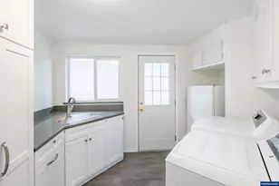 10693 Southview Lp SE, Jefferson, OR 97352 - Photo 21