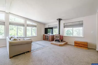 10693 Southview Lp SE, Jefferson, OR 97352 - Photo 5