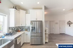 843 Sun Valley Ave, Silverton, OR 97381 - Photo 9