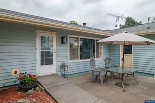 38973 Groshong Rd NE, Albany, OR 97321 - Photo 5