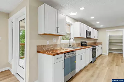 1080 SE Miller Av, Dallas, OR 97338 - Photo 13