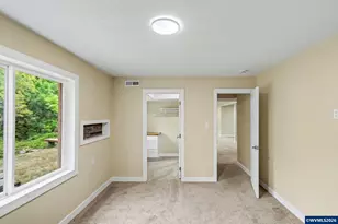 1080 SE Miller Ave, Dallas, OR 97338 - Photo 29