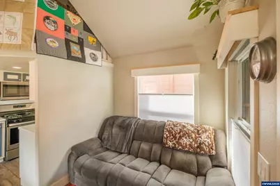 8372 SE Enchanted Wy #204, Turner, OR 97392 - Photo 7