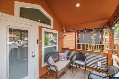 8372 SE Enchanted Wy #204, Turner, OR 97392 - Photo 5