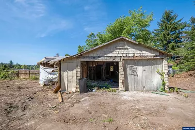 1400 Nandina St, Sweet Home, OR 97386 - Photo 23