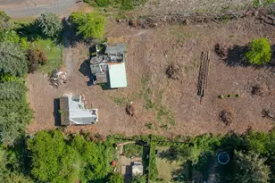 1400 Nandina St, Sweet Home, OR 97386 - Photo 3