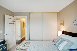 950 Evergreen Rd, Woodburn, OR 97071 - Photo 11