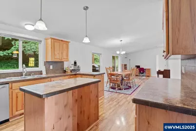 23998 Highway 20, Philomath, OR 97370 - Photo 11